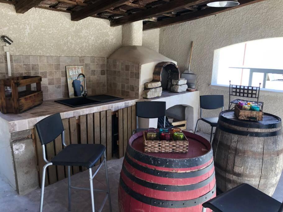 Maison Provencale Pernes-les-Fontaines